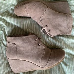 Toms Desert Wedge Booties worn 1x!!